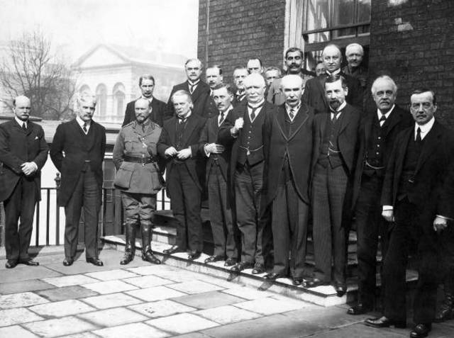 Imperial War Cabinet Meeting