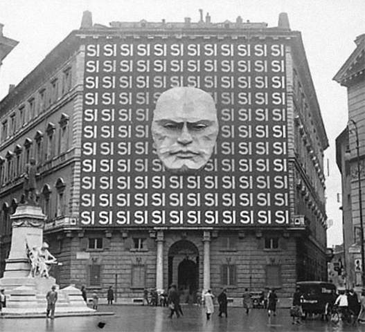 Mussolini Established the Fascist Party.