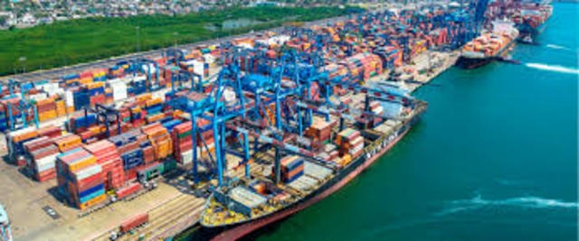 Se habilita el puerto de Coatzacoalcos y el de Manzanillo