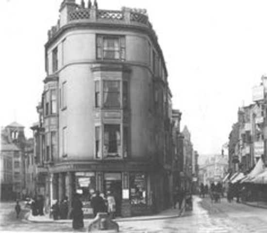 TELÉFONOS EN LAS HABITACIONES