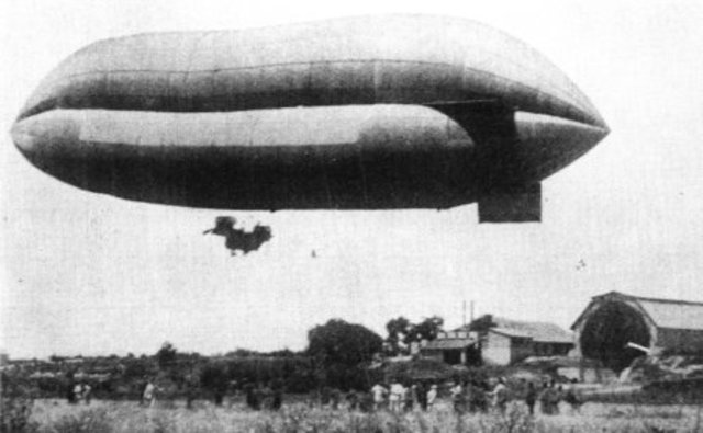 dirigible(1900)