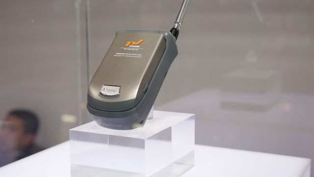 El primer teléfono con TV