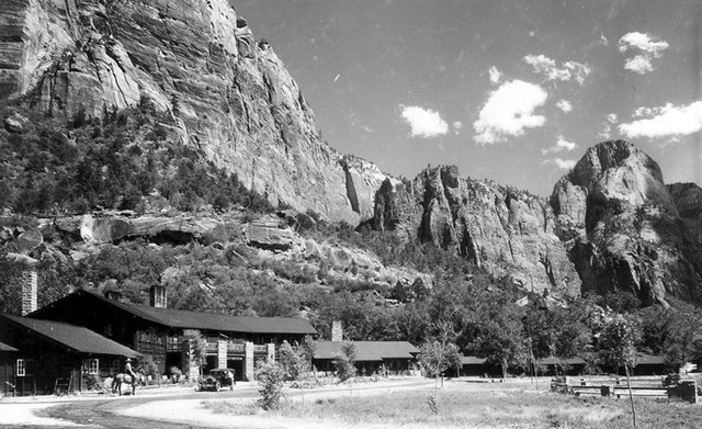 Zion lodge