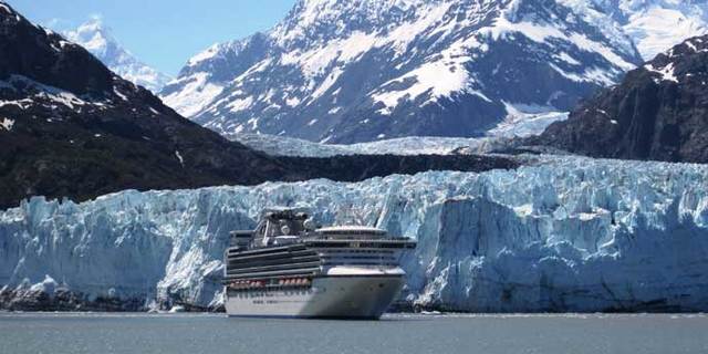 Cruise ships are now entering Glacier Bay