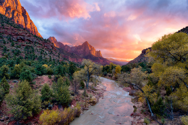 The Kolob Canyon's area was declared Zion National Monument.