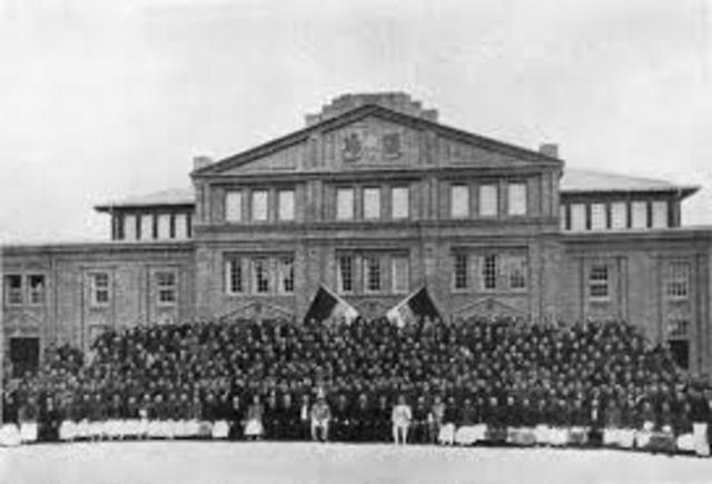 Sun's party reformed as the GMD (Guomindang)