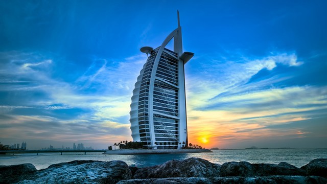 HOTEL BURJ AL ARAB Y NACE EL TURISMO SOSTENIBLE
