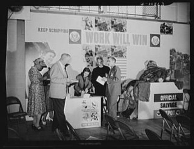 ELMER DAVIS (PIONERO)