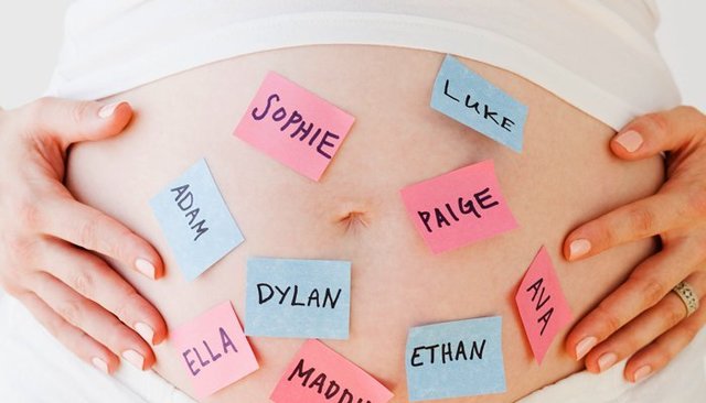 Un nombre para el y un nombre para ella