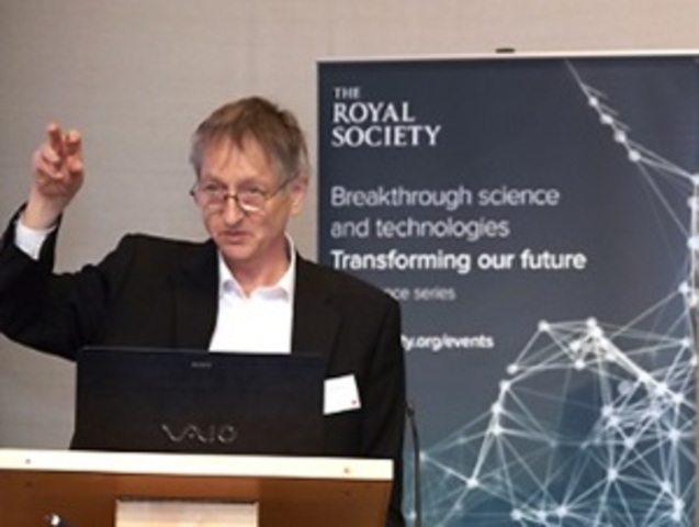 Productos de capacitación de expertos minimizando la divergencia contrastiva