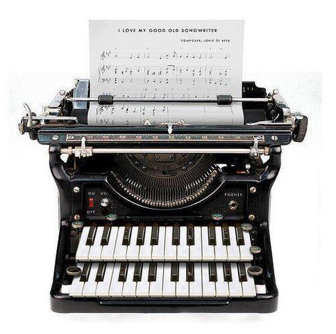 Máquina con teclas similares a las de un piano