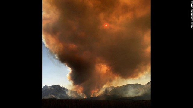Wild fire starts and burns over 4,000 acres