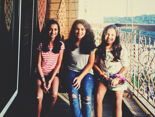 Mis mejores amigos son Iksha y Anaisha