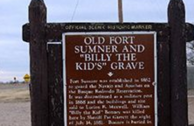 Confederate Troops Fire at Fort Sumter, South Carolina
