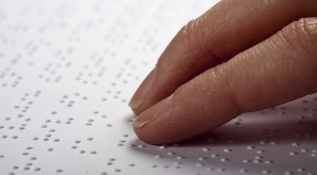 Maquinas de escrobir que erscribian en relieve para ciegos