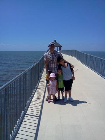 Yo conocí el hijo de unos amingos de mis padres.