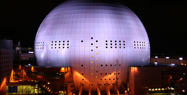 Globen invigs.