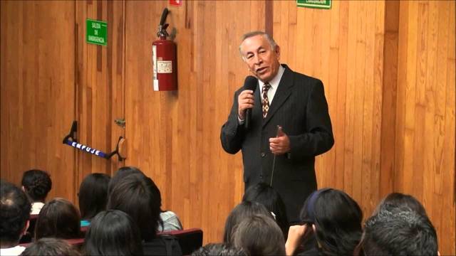 Jaime Grados crea los primeros cursos de psicología del trabajo en la Facultad de psicología de la UNAM