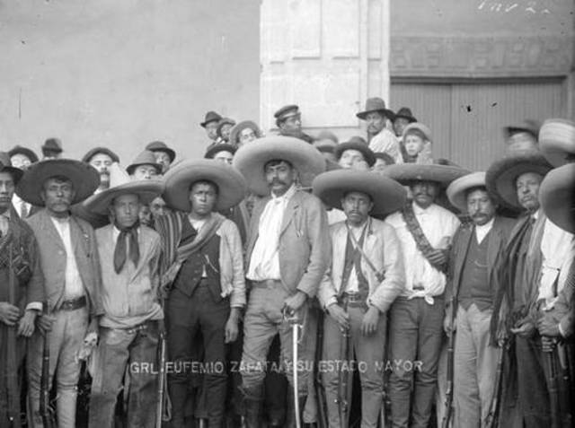 Zapata se niega a licenciar a sus tropas, ya que para Madero lo importante es la restauración de la democracia