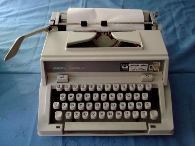 En el año 1925 ,las maquinas electronicas