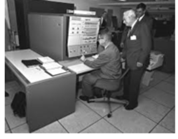 Segunda Generacion Transistores y Sistemas de Lote