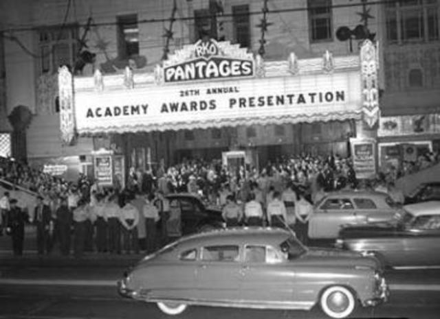 De academy Award, beter gekend al Oscaruitreiking ontstaat