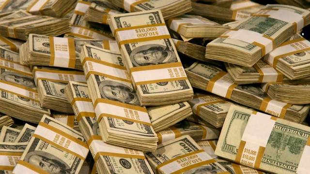 Gates se hizo millonario