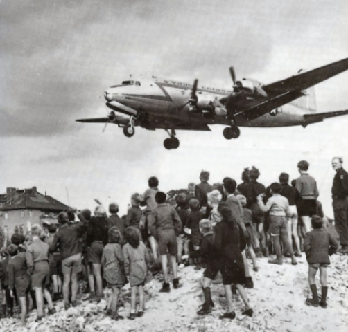 Berlin Blockade/Airlift