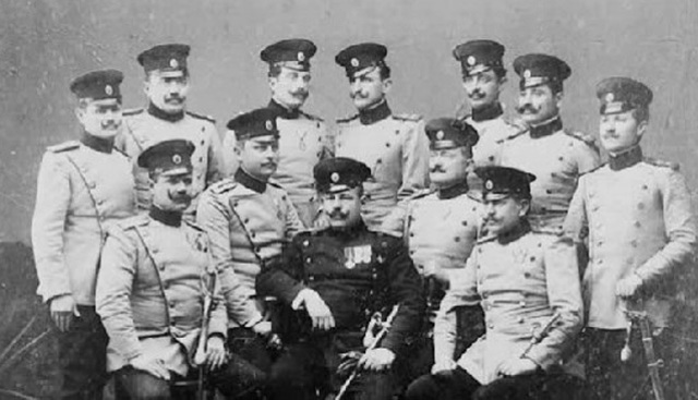 Se crea la Mano Negra