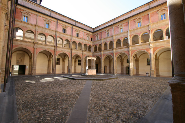 Studi all'università di Bologna