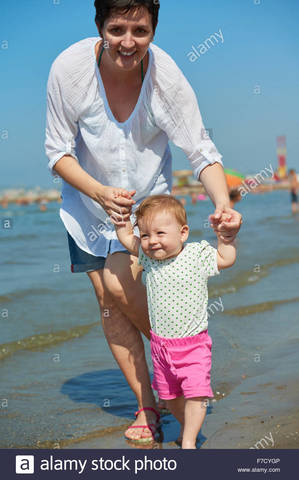 10 months physical development