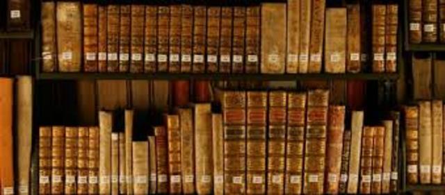 se aprueba un nuevo plan de estudios llamado "licenciatura en Bibliotecología y Estudios de la Información"