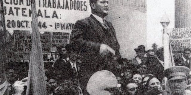 LEY DE ESCALAFÓN EN GUATEMALA