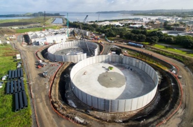 Closing of Oruarangi River