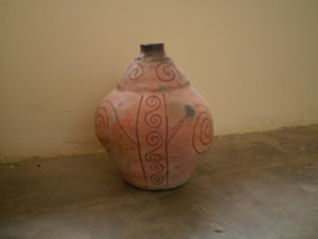 Grafía en cerámica “amüchi”.