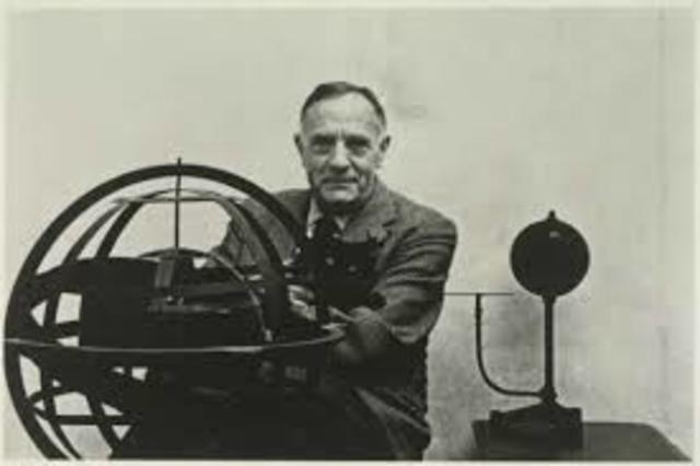 Edwin Hubble.