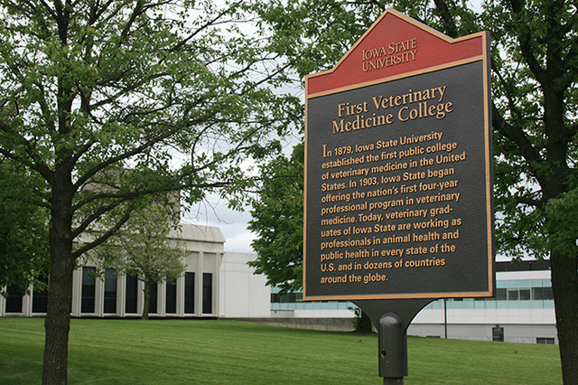 Primer escuela de veterinaria en Norteamérica