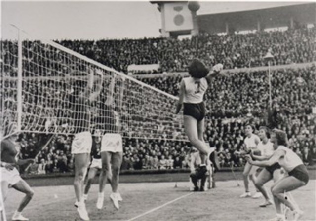 Primer competencia internacional de Voleibol