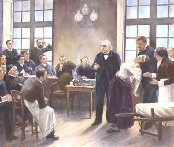 Freud es alumno de Jean-Martin Charcot en el Hospital de la Pitié-Salpêtrière