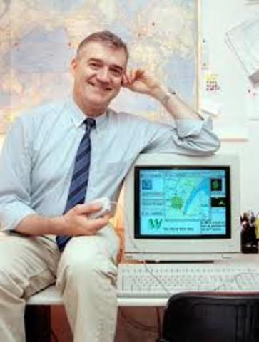 Robert Cailliau decide ponerle un nombres al sistema Word Wide Web (WWW) o telaraña mundial.