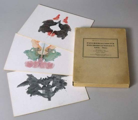 Surge la Interpretación de Manchas de Tinta