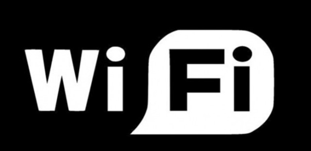 Aparece la tecnología WiFi.