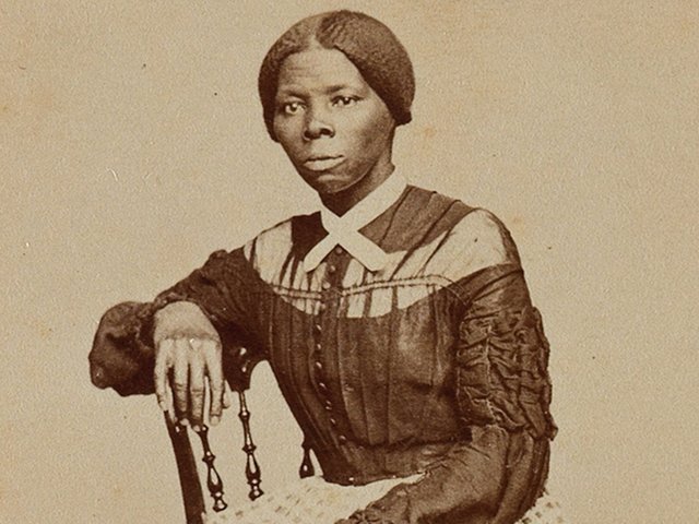 Harriet Tubman Escapes Slavery