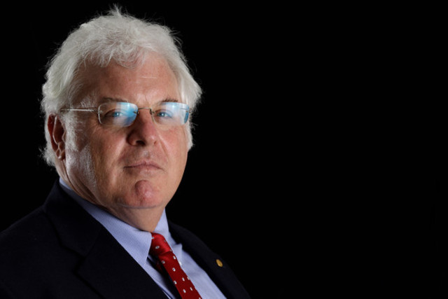 Robert Betts Laughlin