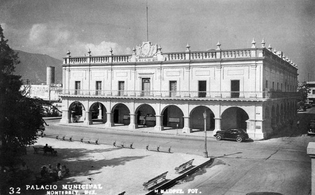 Conclusión de la construcción del Palacio Municipal de Monterrey