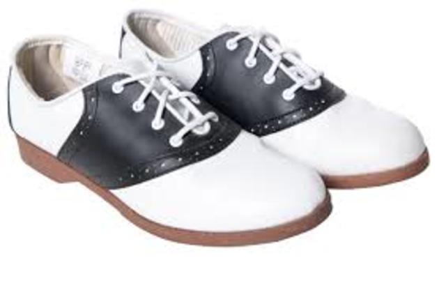 Fashion in the 50's: Saddle Shoes