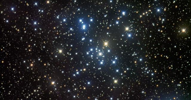 Se clasifican las estrellas.