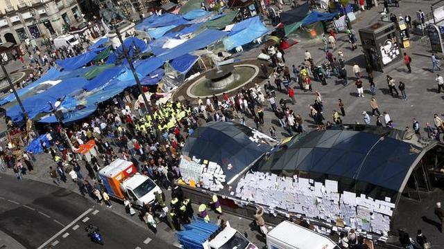 Acampada Sol es levantada
