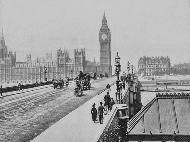 Freud, su esposa y su hija viajan a Londres