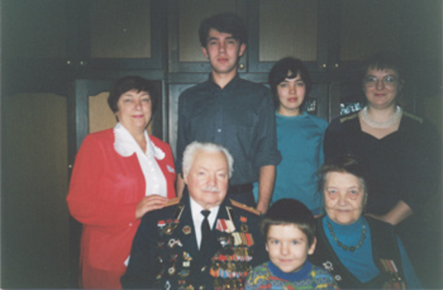 Жизнь продолжается...